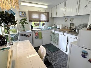 Kitchen - click for photo gallery